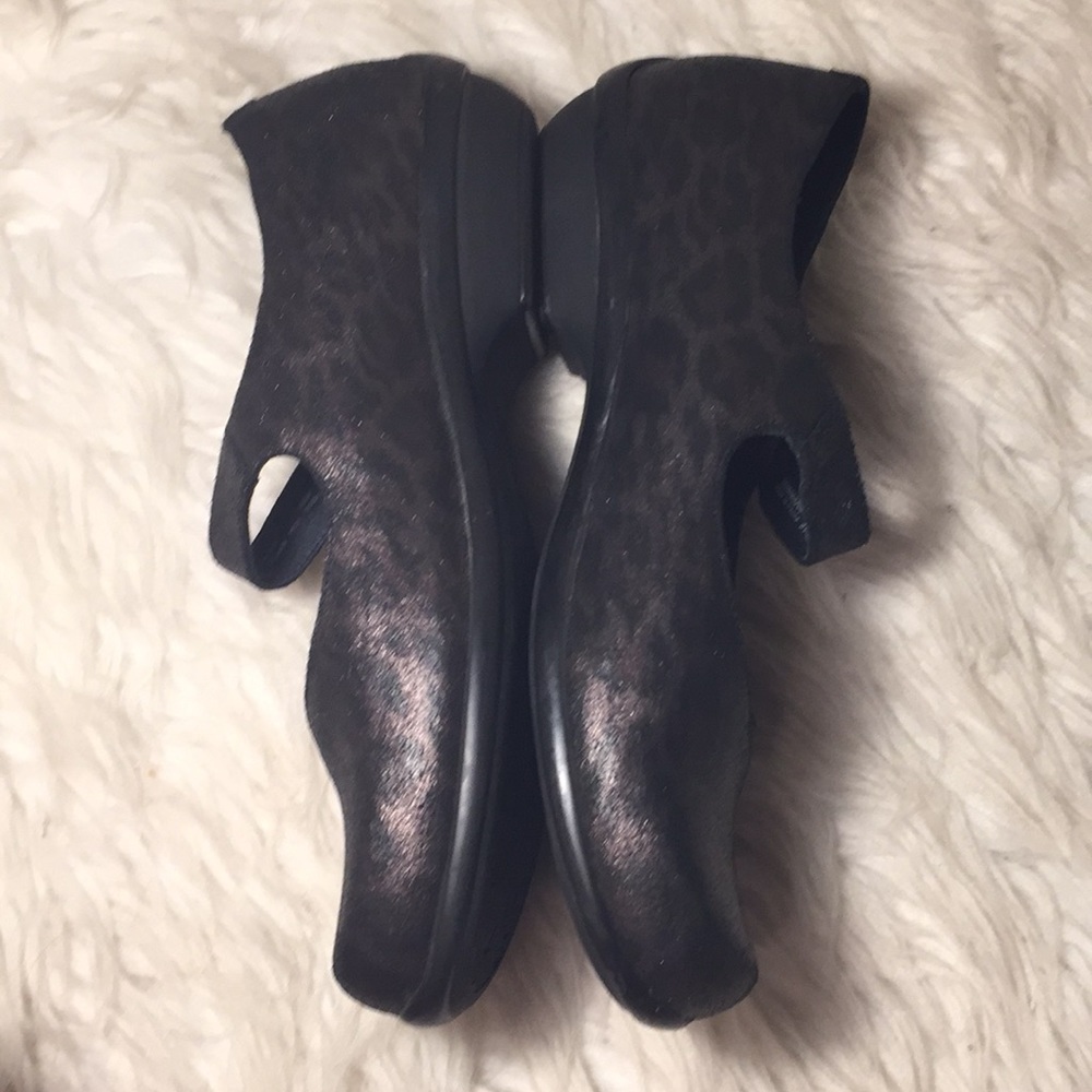 Dansko Leopard Print Metallic Opal Maryjanes Mary… - image 5